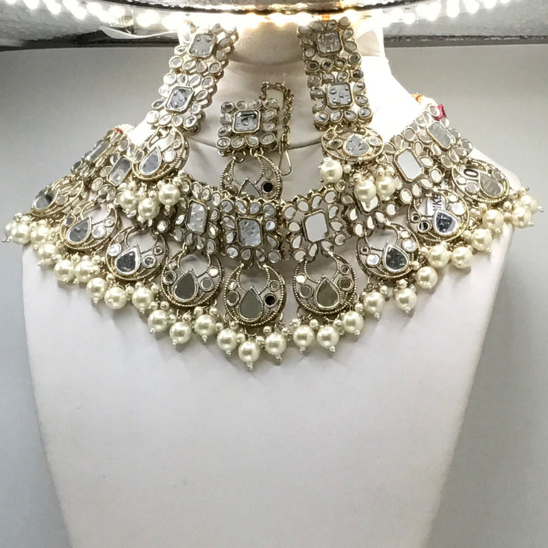 Necklace set