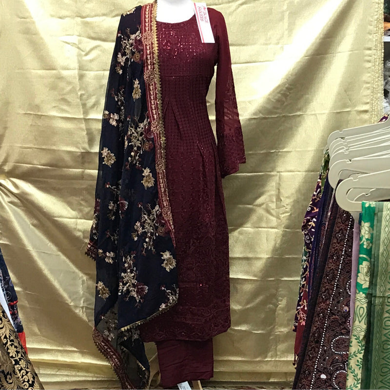 PAKISTANI SUIT SIZE 40