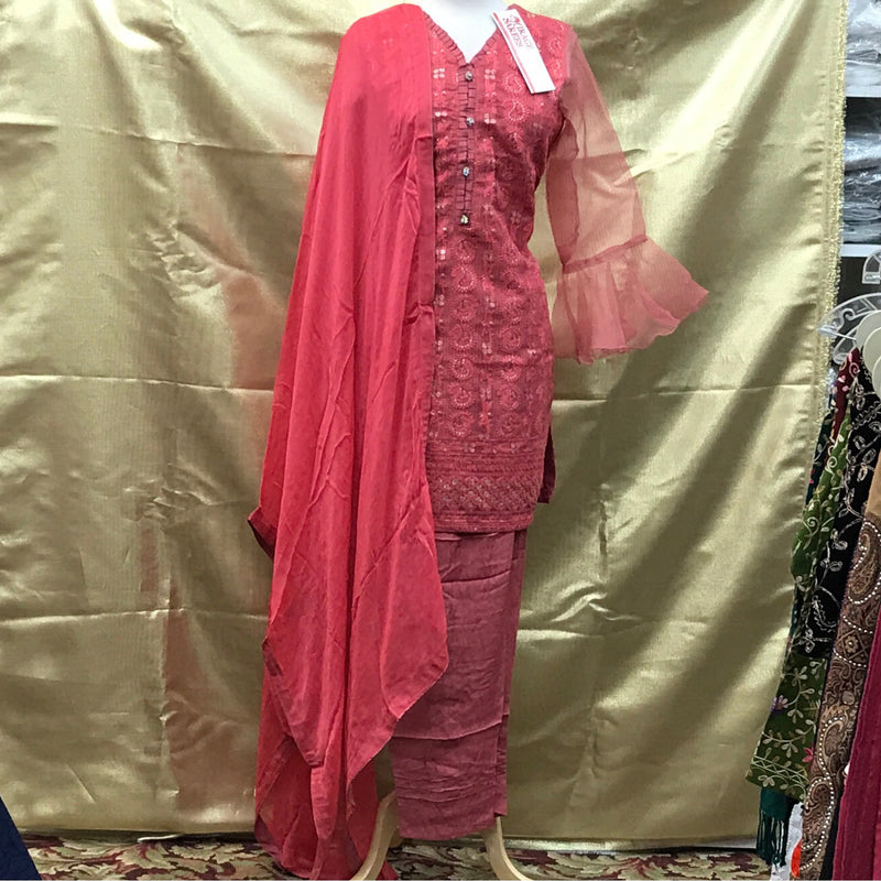 PAKISTANI SUIT SIZE 42