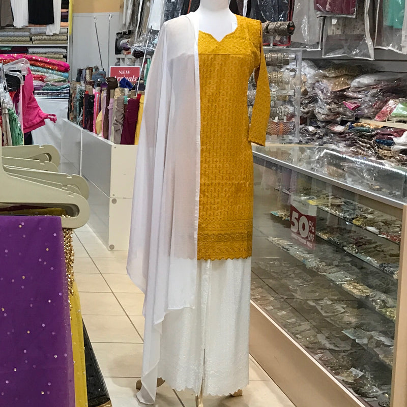 KURTA TROUSER SCARF SIZE 40