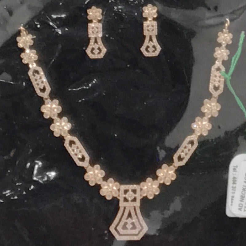 AD NECKLACE SET