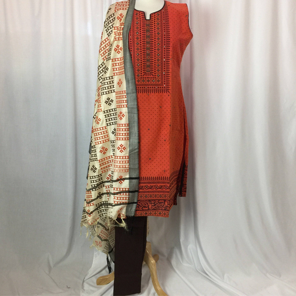 Kurta Churidar Size 44 - Mirage Sarees