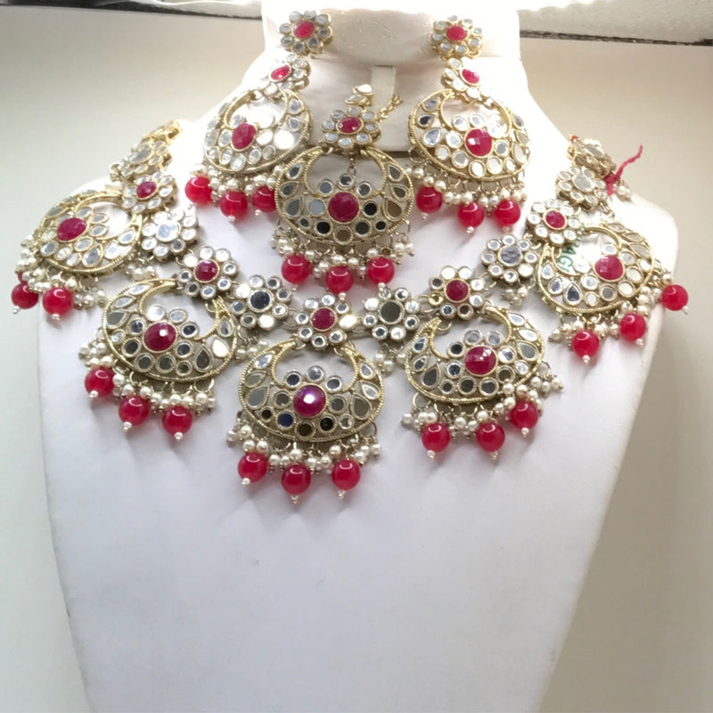 Necklace set