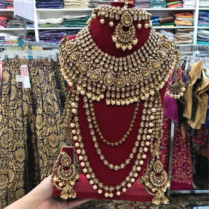 NECKLACE SET