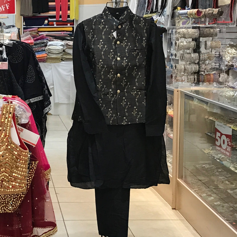 KURTA PAJAMA VEST SIZE 40