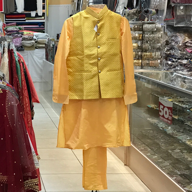 KURTA PAJAMA VEST SIZE 36