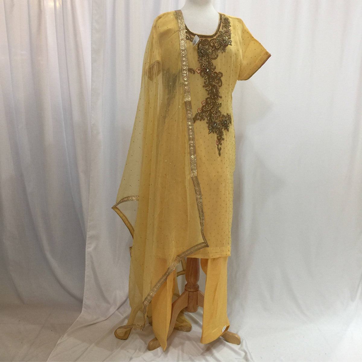 Kurta shalwar size 44 - Mirage Sarees