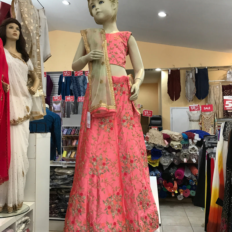 LEHENGA CHOLI SCARF SIZE 32 CHILDREN