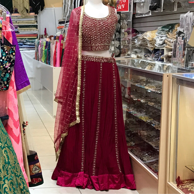 LEHENGA CHOLI SCARF, SIZE 42