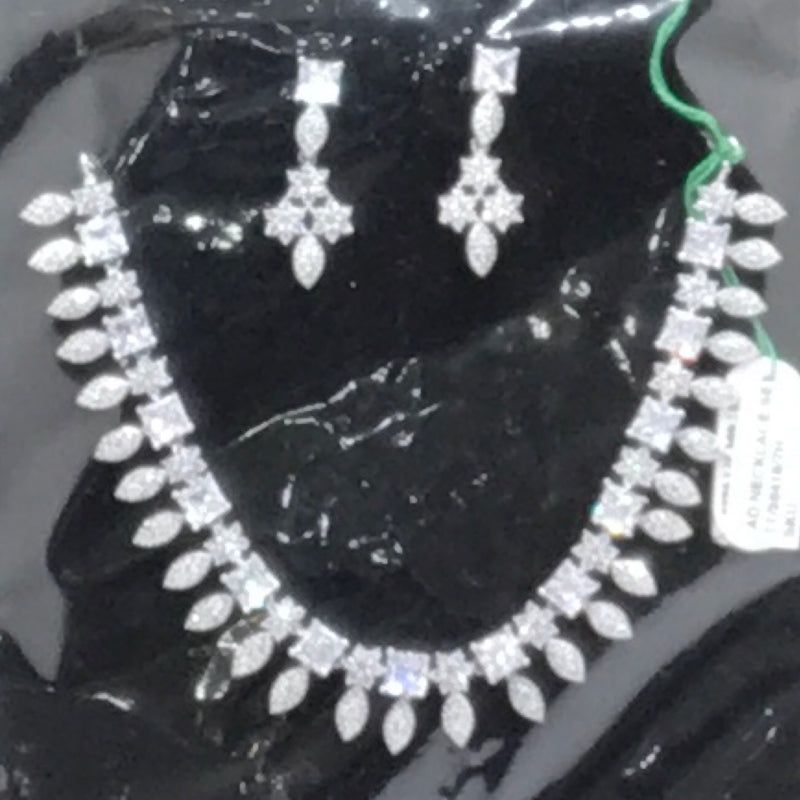 AD NECKLACE SET