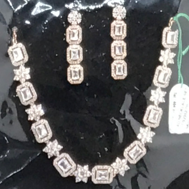 AD NECKLACE SET