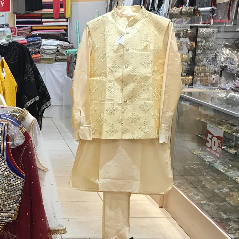 KURTA PAJAMA VEST SIZE 42