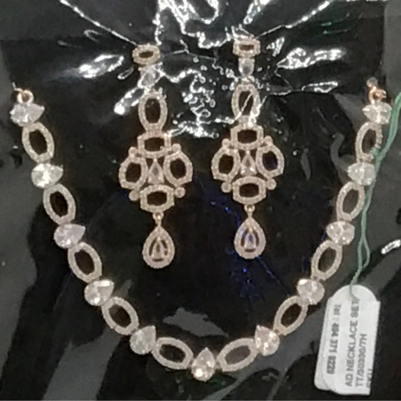 AD NECKLACE SET