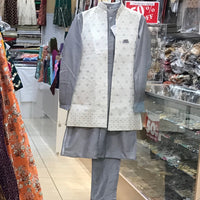 KURTA TROUSER JACKET SIZE 40