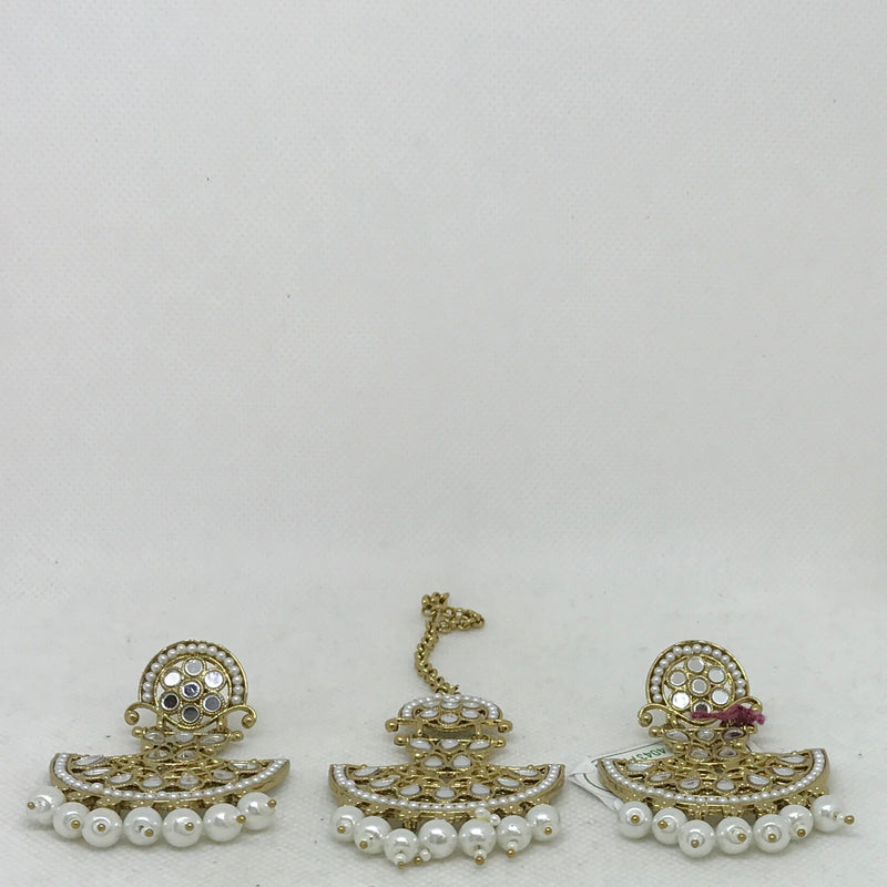 EARRINGS/TIKKA