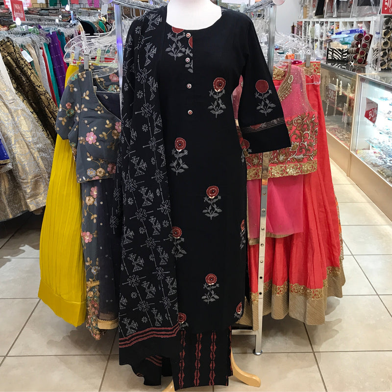 KURTA TROUSER SCARF