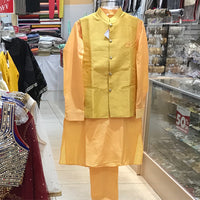 KURTA PAJAMA VEST SIZE 42