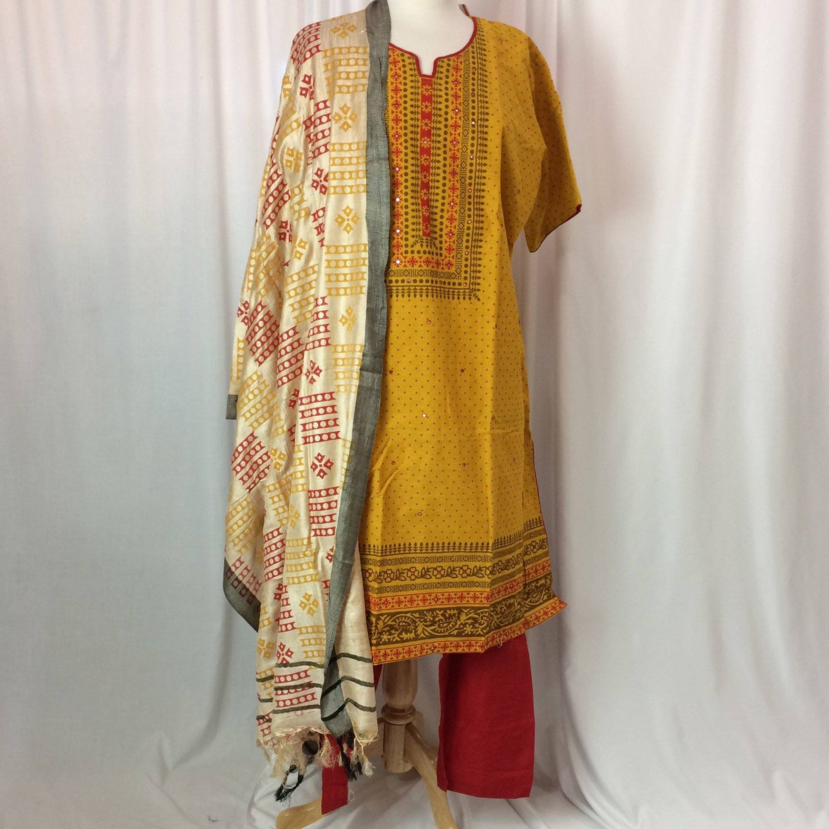 Shalwar Kameez Size 52 - Mirage Sarees