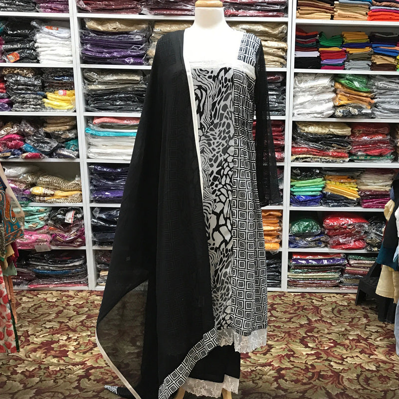 Pakistani Suit Size 42