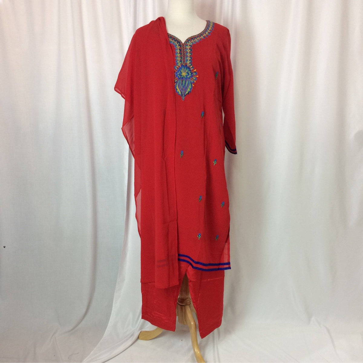 Shalwar Suit Size 42 - Mirage Sarees