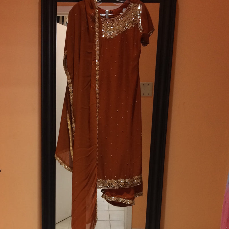 Shalwar Kameez Size 38