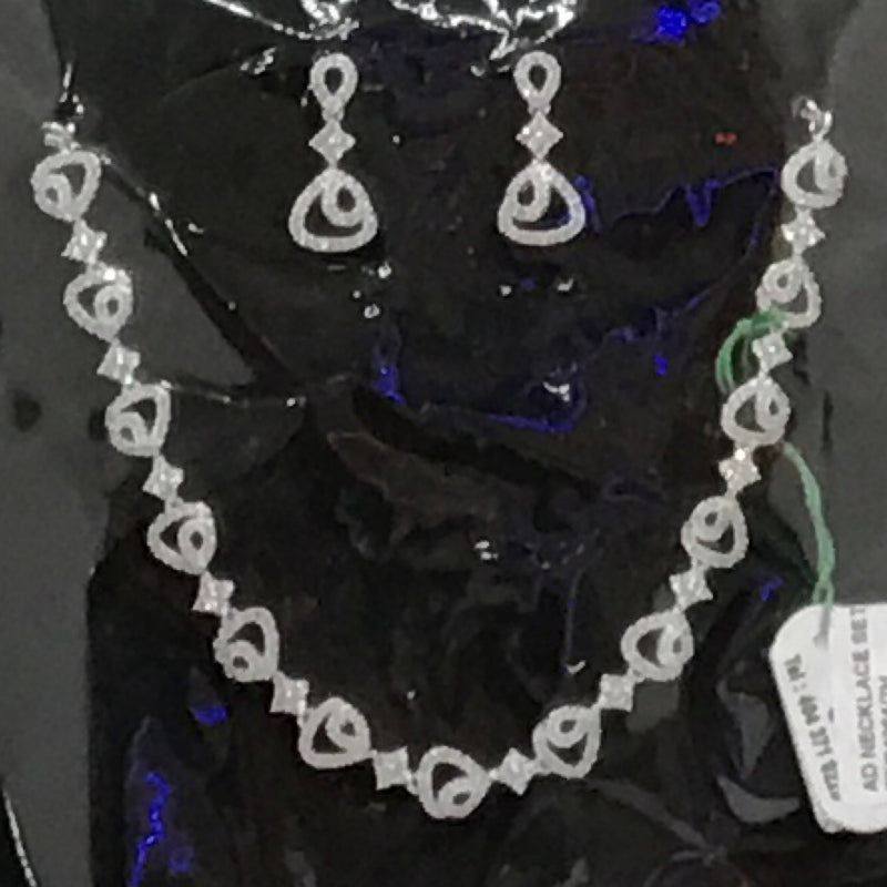 AD NECKLACE SET