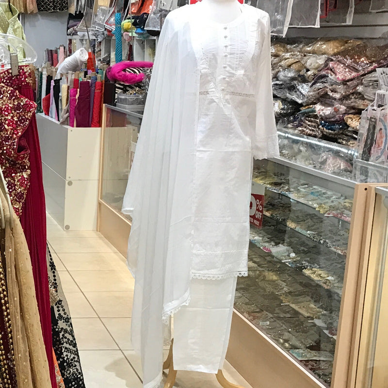 KURTA TROUSER SCARF SIZE LARGE