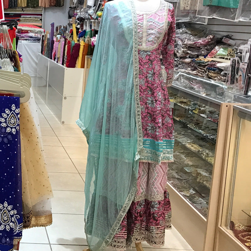 KURTA TROUSER SCARF, SIZE 44