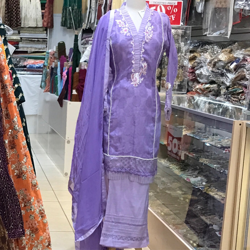 KURTA TROUSER SCARF SIZE LARGE